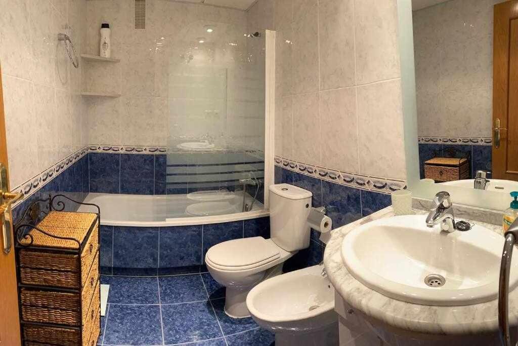Apartamento A 150M De La Playa Wifi Gratis デニア エクステリア 写真